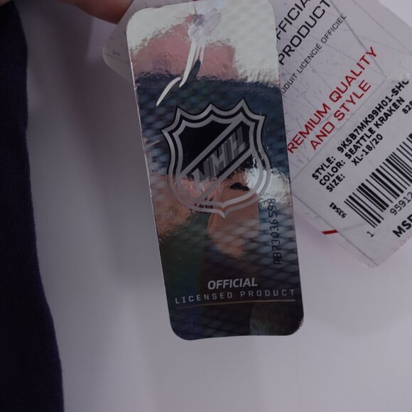 NWT NHL Apparel Seattle Kraken Primary Logo Short Sleeve T-Shirt XL Youth Blue - Picture 3 of 5